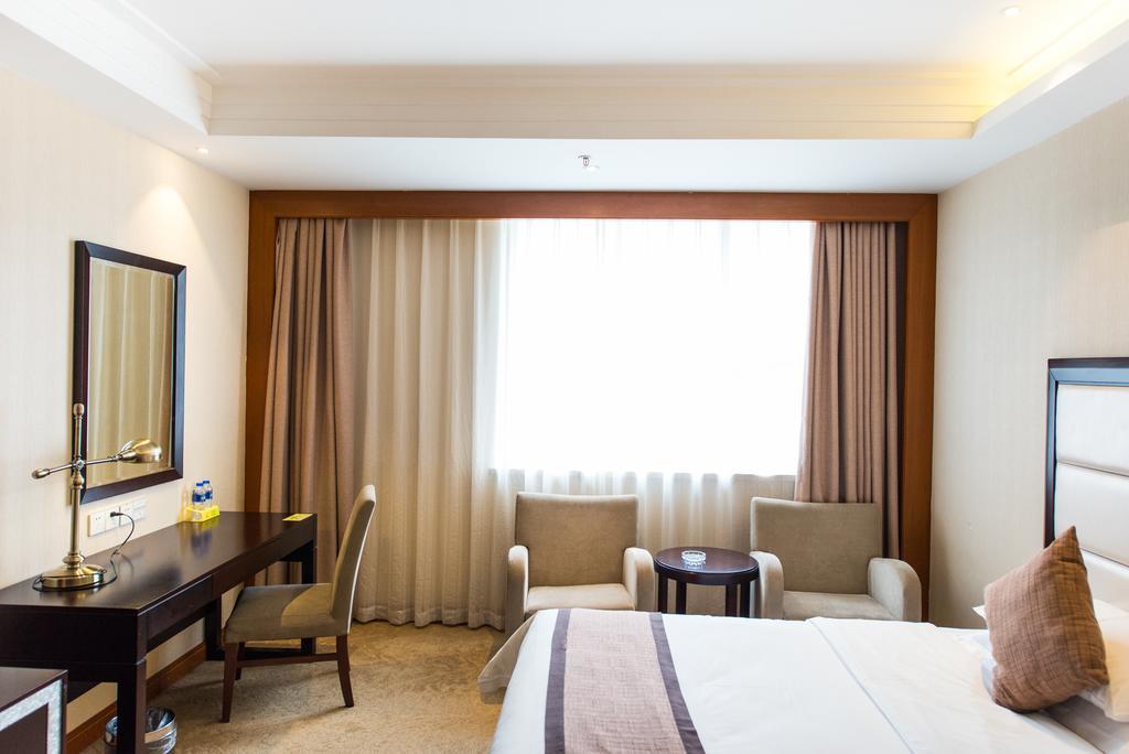 Vienna International Hotel - Expo Branch เซี่ยงไฮ้ ภายนอก รูปภาพ