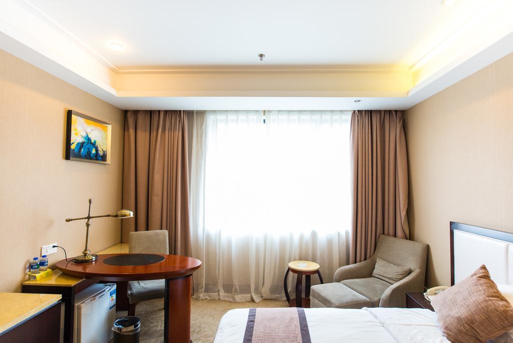Vienna International Hotel - Expo Branch เซี่ยงไฮ้ ภายนอก รูปภาพ