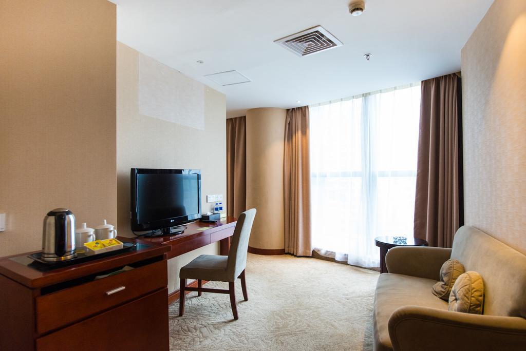 Vienna International Hotel - Expo Branch เซี่ยงไฮ้ ภายนอก รูปภาพ